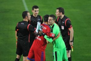 Juventus, Harun Tekin'e hayran kaldı