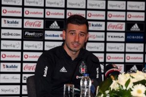 Oğuzhan: "Cenk, takım arkadaşından &ccedil;ok kardeşti"