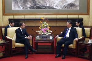 Macron ile Jinping bir araya geldi
