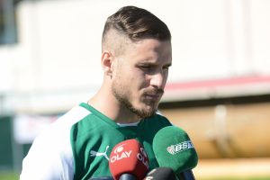 Deniz Yılmaz  Bursaspor'dan gitmek istemiyor