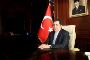 Bursa&nbsp;Valisi K&uuml;&ccedil;&uuml;k'ten 10 Ocak &Ccedil;alışan Gazeteciler G&uuml;n&uuml; mesajı