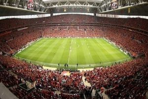 S&uuml;per Lig'de seyirci ortalaması y&uuml;zde 44 arttı