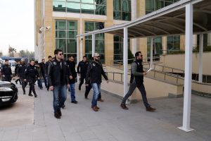 FET&Ouml;'n&uuml;n 8 s&ouml;zde imamı tutuklandı