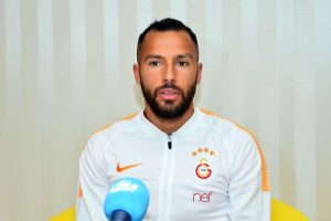 Yasin'den taraftara şampiyonluk s&ouml;z&uuml;