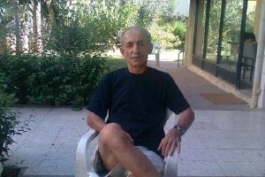 Emekli &ouml;ğretmen evinde bı&ccedil;aklanarak &ouml;ld&uuml;r&uuml;ld&uuml;