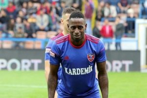 Bursaspor'un Poko transferi Çin'e takıldı