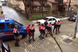 &Ccedil;anakkale'de fuhuş operasyonu: 9 g&ouml;zaltı