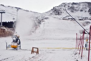 Erzincan'da kayak sezonu açılamadı