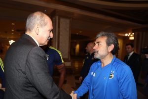 Kurtulmuş Fenerbahçe'yi ziyaret etti