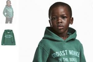 H&M'in olay yaratan tanıtımına şok savunma! Çocuk modelin annesi...