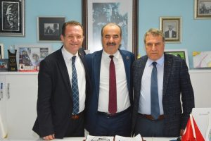 Bursa Mudanya Belediye Başkanı Türkyılmaz: "Mudanya'yı birlikte yönetmeye devam edeceğiz"