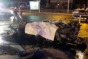 Ankara'da takla atıp alev alan otomobilin sürücüsü, öldü