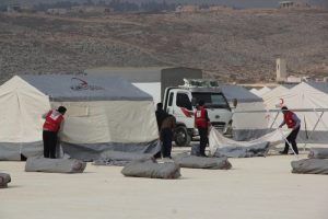 Türk Kızılayı İdlib'te yeni çadır kentler kuruyor