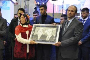 Bursa'da Ali Kınık konseri ile devir-teslim