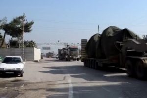 Afrin operasyonu &ouml;ncesi sınırda askeri ara&ccedil; hareketliliği