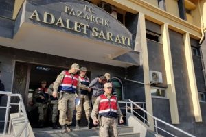 Anne-baba katili mağarada yakalandı