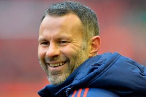 Galler'de Ryan Giggs d&ouml;nemi