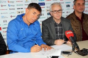 Giray Bulak resmi imzayı attı