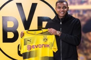 Dortmund gen&ccedil; oyuncuyu transfer etti