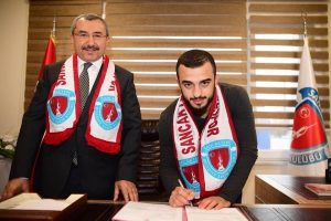 Bursalı d&uuml;nya şampiyonu, Sancaktepe ile s&ouml;zleşme imzaladı
