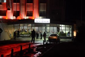 Kardeşlerin t&uuml;fekli şakası kanlı bitti