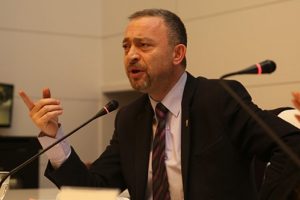 &Uuml;mit Kocasakal, CHP Genel Başkan adaylığını a&ccedil;ıklayacak