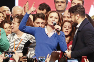 Soruşturmanın ardından sonra tweet krizi