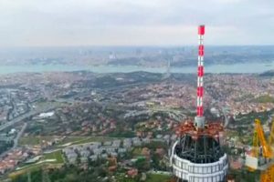 &Ccedil;amlıca Kulesi'nde anten y&uuml;kselmeye başladı