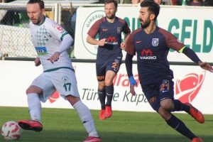 Medipol Başakşehir tur i&ccedil;in sahada