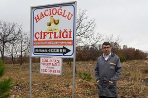 &Uuml;&ccedil; tavukla başladı &uuml;&ccedil; bin tavukluk &ccedil;iftlik kurdu