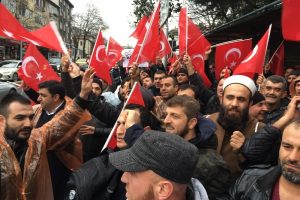 G&ouml;n&uuml;ll&uuml; asker olmak isteyen y&uuml;zlerce kişi dilek&ccedil;e verdi