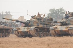 TSK'nın 10 tankı sınıra konuşlandırıldı