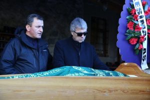 &Uuml;nl&uuml; sanat&ccedil;ı Cengiz Kurtoğlu'nun acı g&uuml;n&uuml;