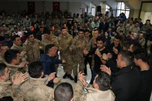 Mehmet&ccedil;ik Yusuf G&uuml;ney ile moral depoladı