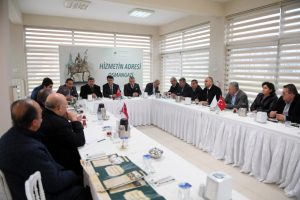 Bursa Osmangazi Belediye Başkanı D&uuml;ndar: Sınırlı b&uuml;t&ccedil;e ile en iyi hizmeti yapıyoruz