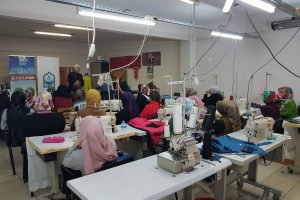 Bursa Yıldırımlı kadınlara aile i&ccedil;i iletişim semineri