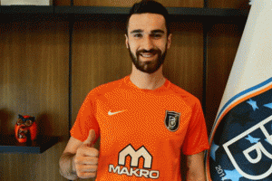 Başakşehir transferi b&ouml;yle a&ccedil;ıkladı