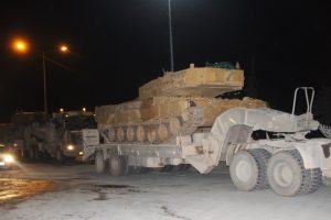 Zeytin Dalı Harekatı: Türk tankları Suriye'ye geçiyor