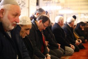 Bursa'da Başbakan Yardımcısı Çavuşoğlu operasyondaki askerler için dua etti