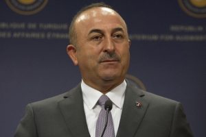 &Ccedil;avuşoğlu, Fransız mevkidaşı ile g&ouml;r&uuml;şt&uuml;