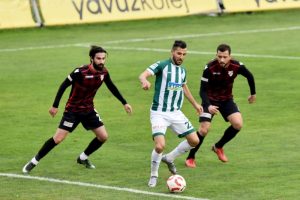 Giresunspor evinde yara aldı