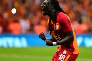 Galatasaray'da Gomis şoku