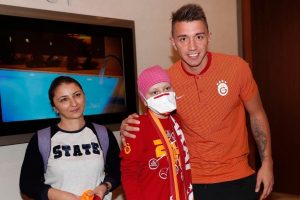 Muslera ve Sel&ccedil;uk'tan anlamlı davranış