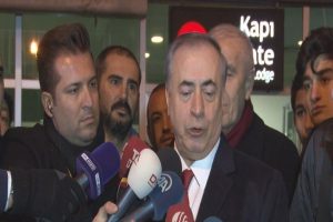 "Aşırı sevin&ccedil; ve aşırı &uuml;z&uuml;nt&uuml;lere karşıyım"