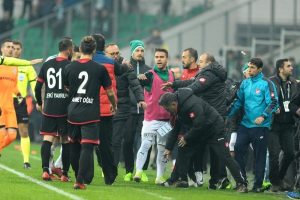 PFDK'dan Bursaspor'a para ve ihtar cezası