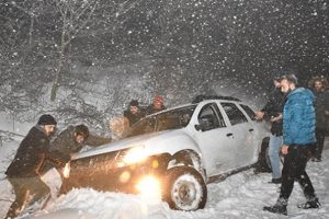 Samsun'dan kar hayatı olumsuz etkiledi