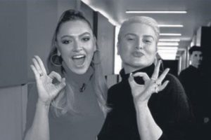 Abla kardeş birbirine girdi!