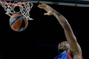 Anadolu Efes, Real Madrid deplasmanında