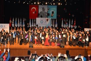 Bursa Uludağ &Uuml;niversitesi g&uuml;z yarıyılı diploma t&ouml;renleri başladı