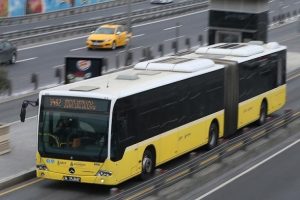 Metrob&uuml;s&uuml; g&uuml;nde 756 bin 872 kişi kullandı